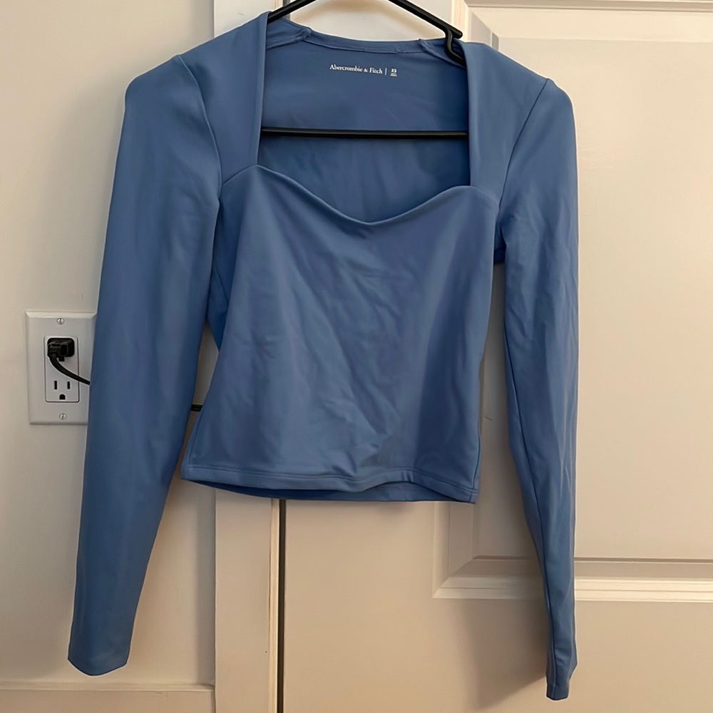 Abercrombie top